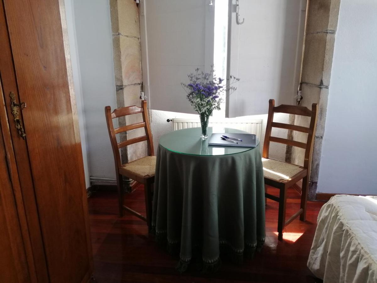 Pension Alecer Caldas De Reis Esterno foto