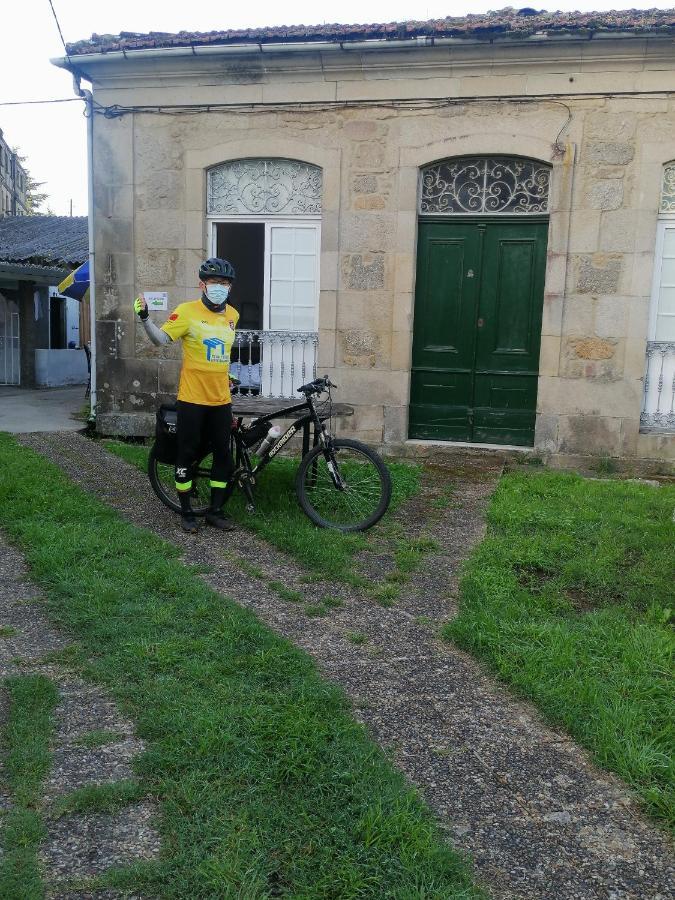 Pension Alecer Caldas De Reis Esterno foto